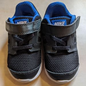 BOGO**Nike Toddler Size 6